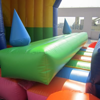 Train inflatable obstacle courseGE138